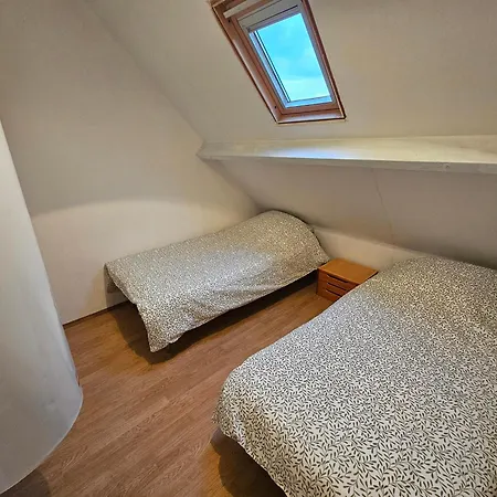 Maison De Houlgataise *